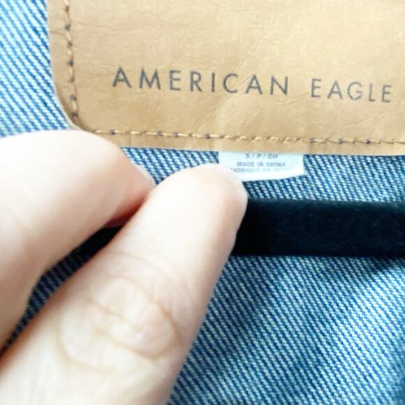 American Eagle Small Womens Blue Denim Jean Jacket - Picture 5 of 8